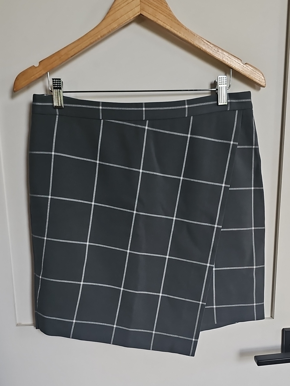 1. State Gray Windowpane Pencil Skirt